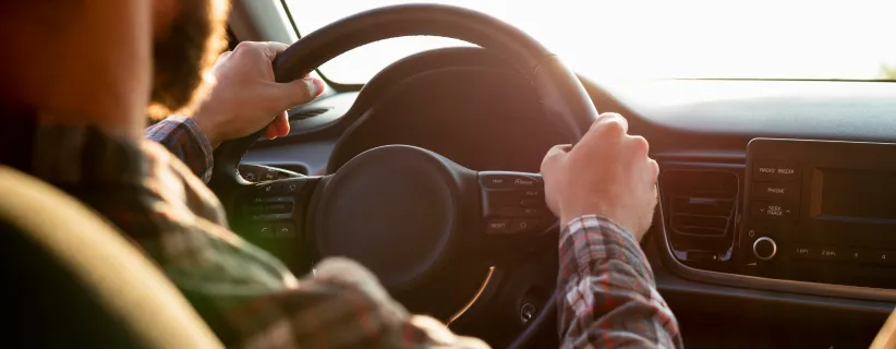 persona manejando, Volante de vehiculo